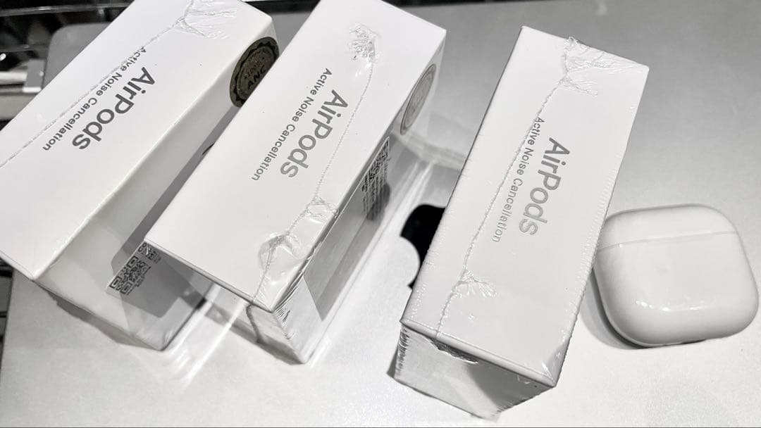 AirPods 4 アクティブノイズキャンセリング搭載ヘッドフォン　新品未開封