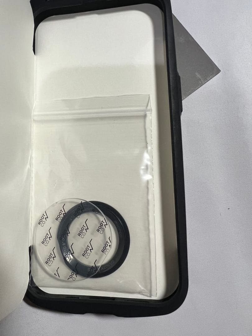 デッドストック　ROOT CO.iPhone13Pro用ケース　BRIEFING