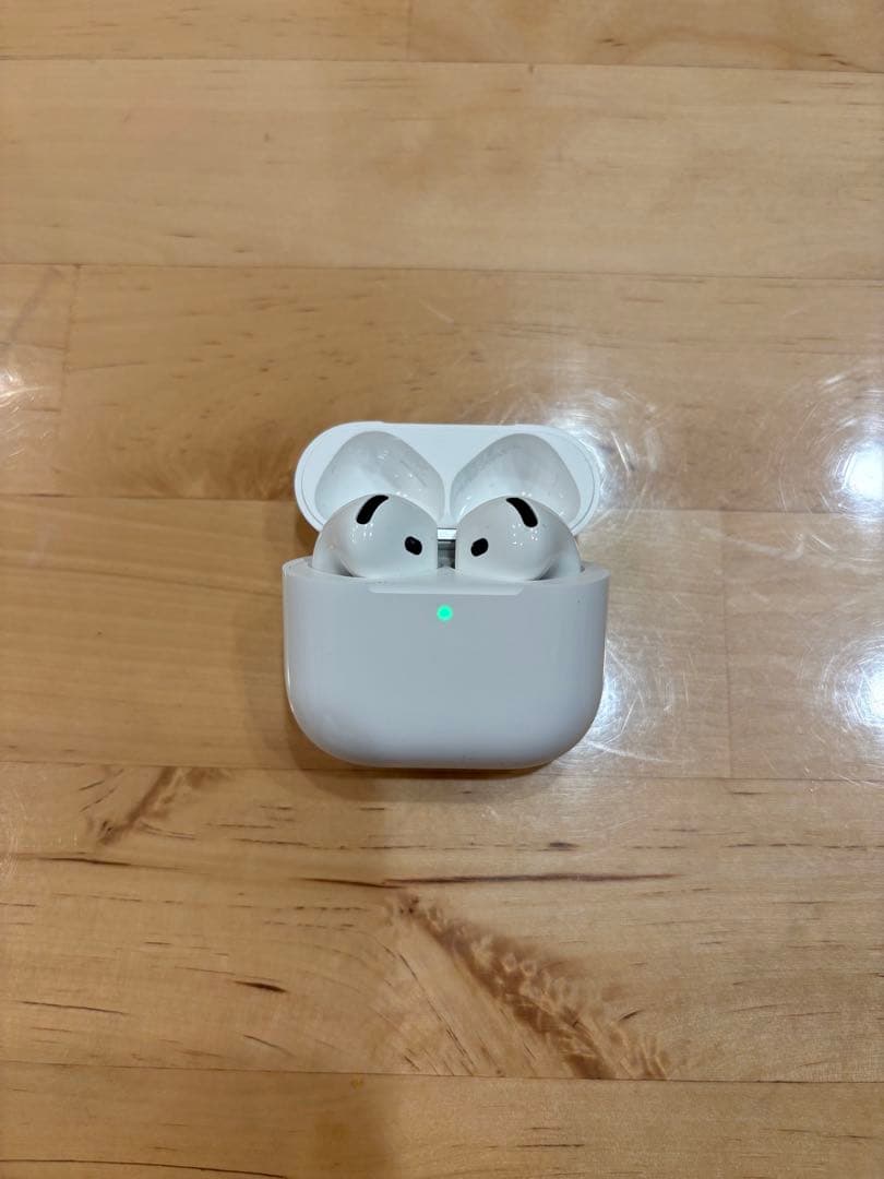 限定値下げ　AirPods4 アクティブノイズキャンセリング機能付