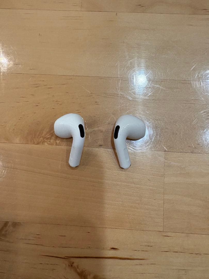 限定値下げ　AirPods4 アクティブノイズキャンセリング機能付