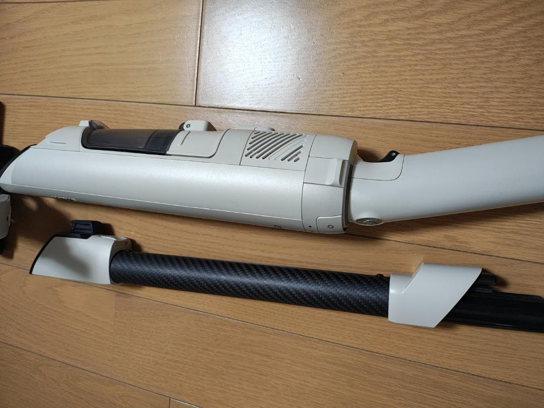 シャーク★コードレスクリーナー★LC200JIV★バッテリー新品と同等★