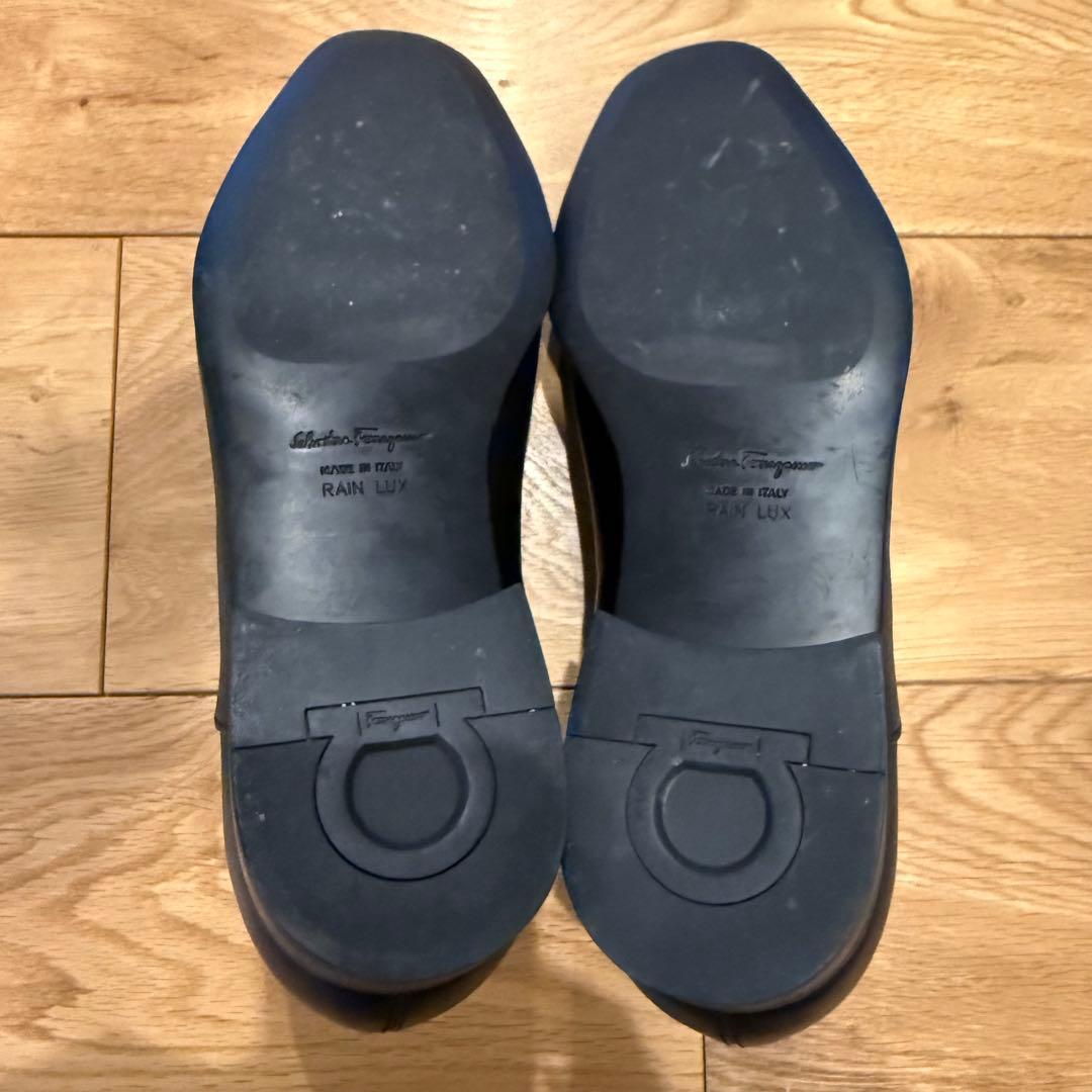 フェラガモ　ブラックレザードレスシューズ　7