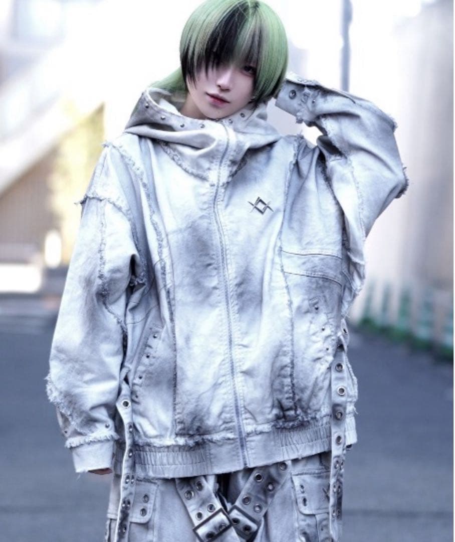 『REFLEM/レフレム』顔料加工ハイネックデニムパーカー ホワイト