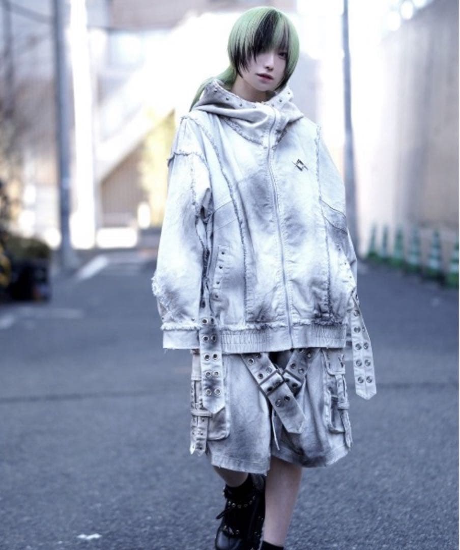 『REFLEM/レフレム』顔料加工ハイネックデニムパーカー ホワイト