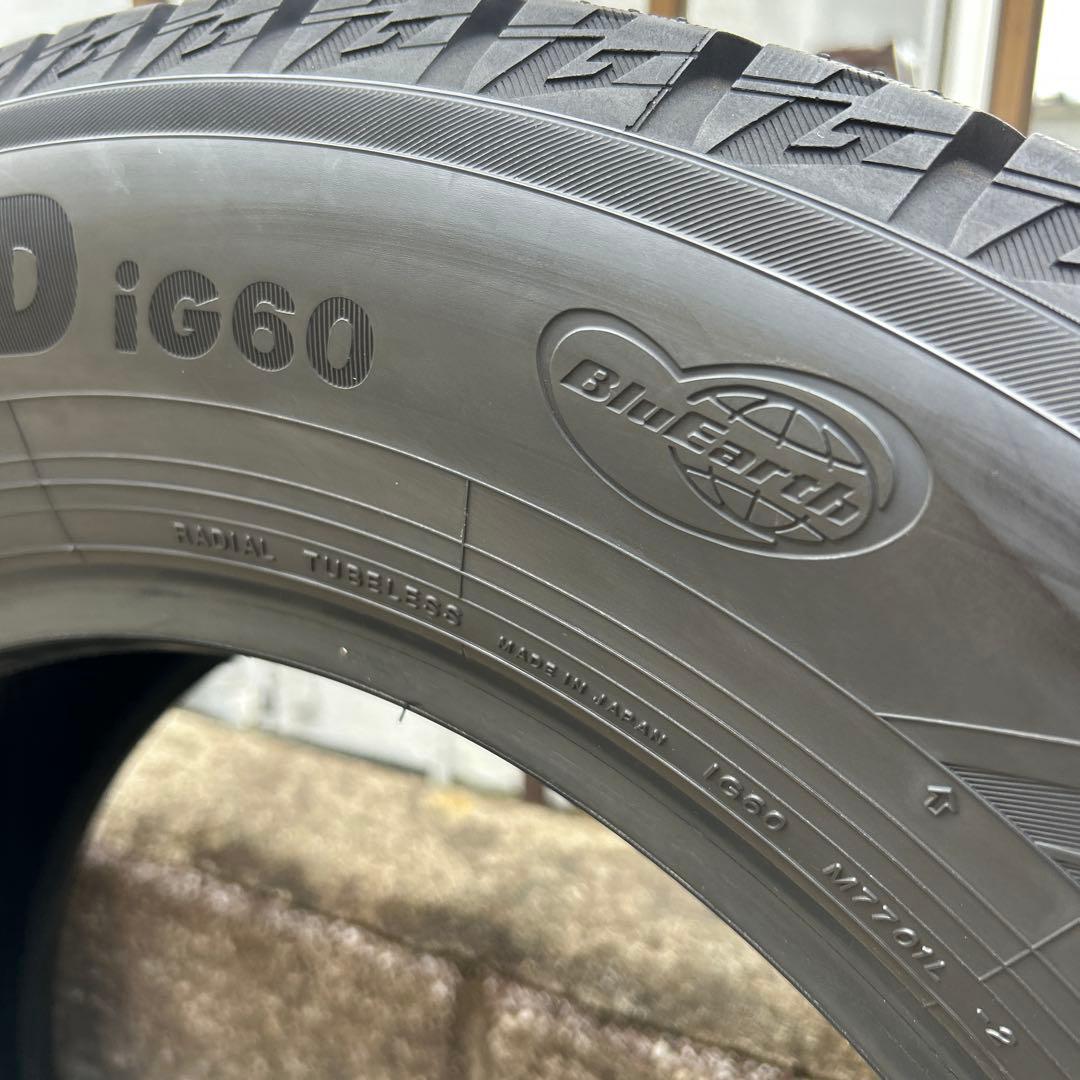 スタッドレスタイヤ225/60/17 2022年製　34週