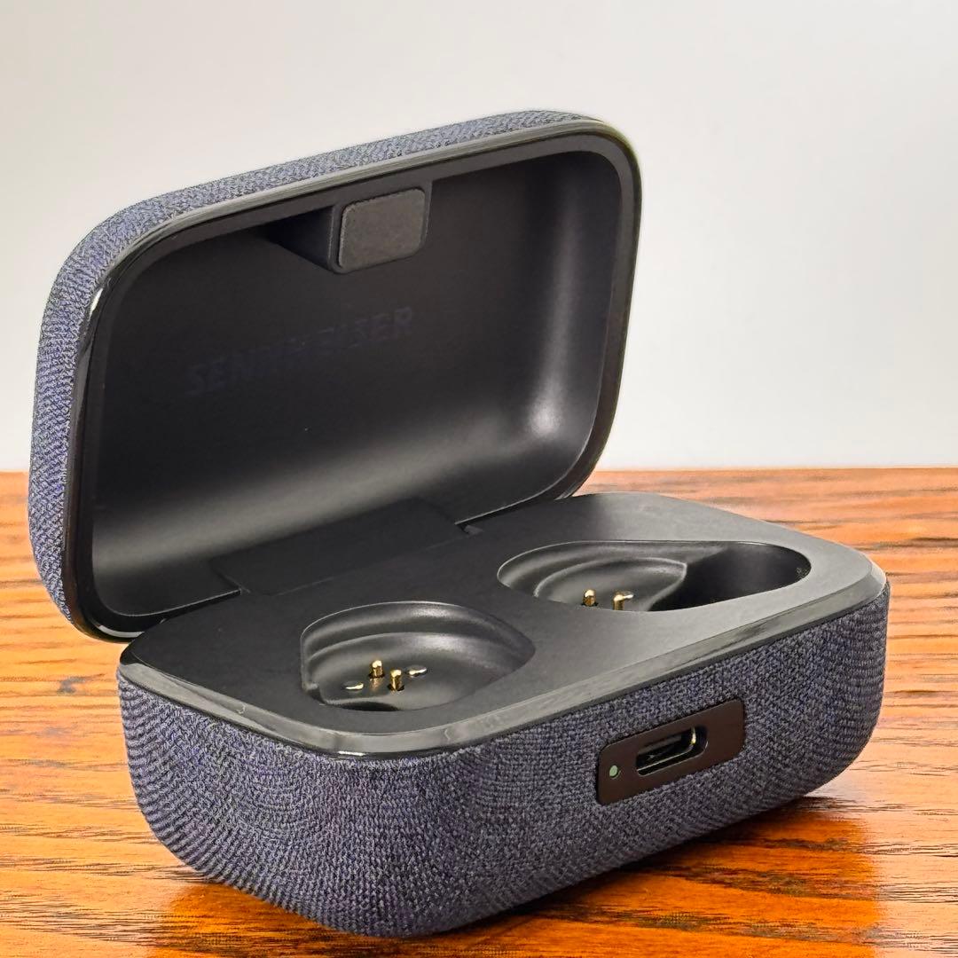 ゼンハイザー MOMENTUM True Wireless 4 専用 充電ケース