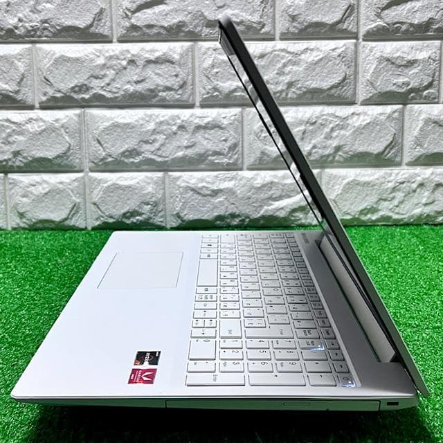 使用浅《美品》上級Ryzen7/大容量SSD/最新Office2024/NEC