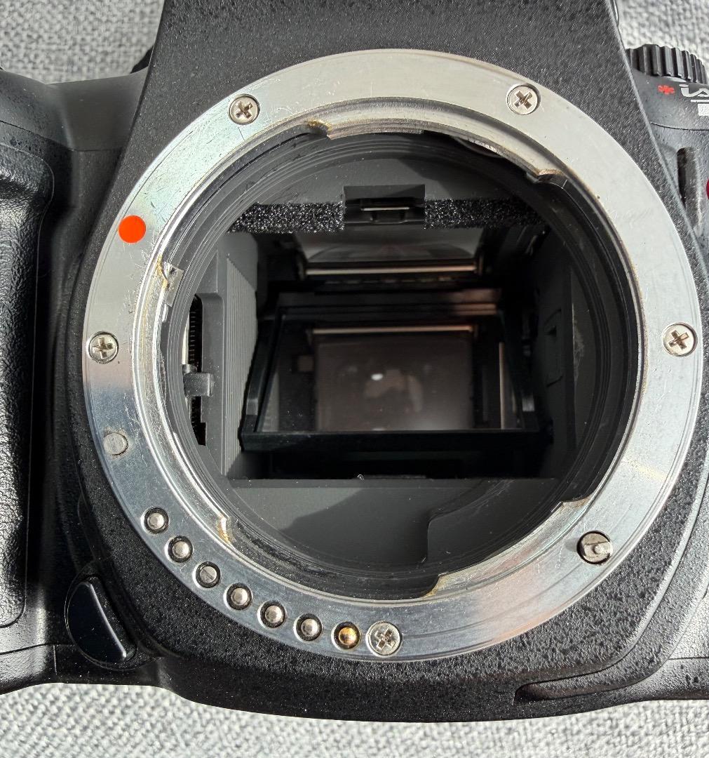 PENTAX ペンタックス *istD 初代　デジタル一眼カメラ レンズ付き