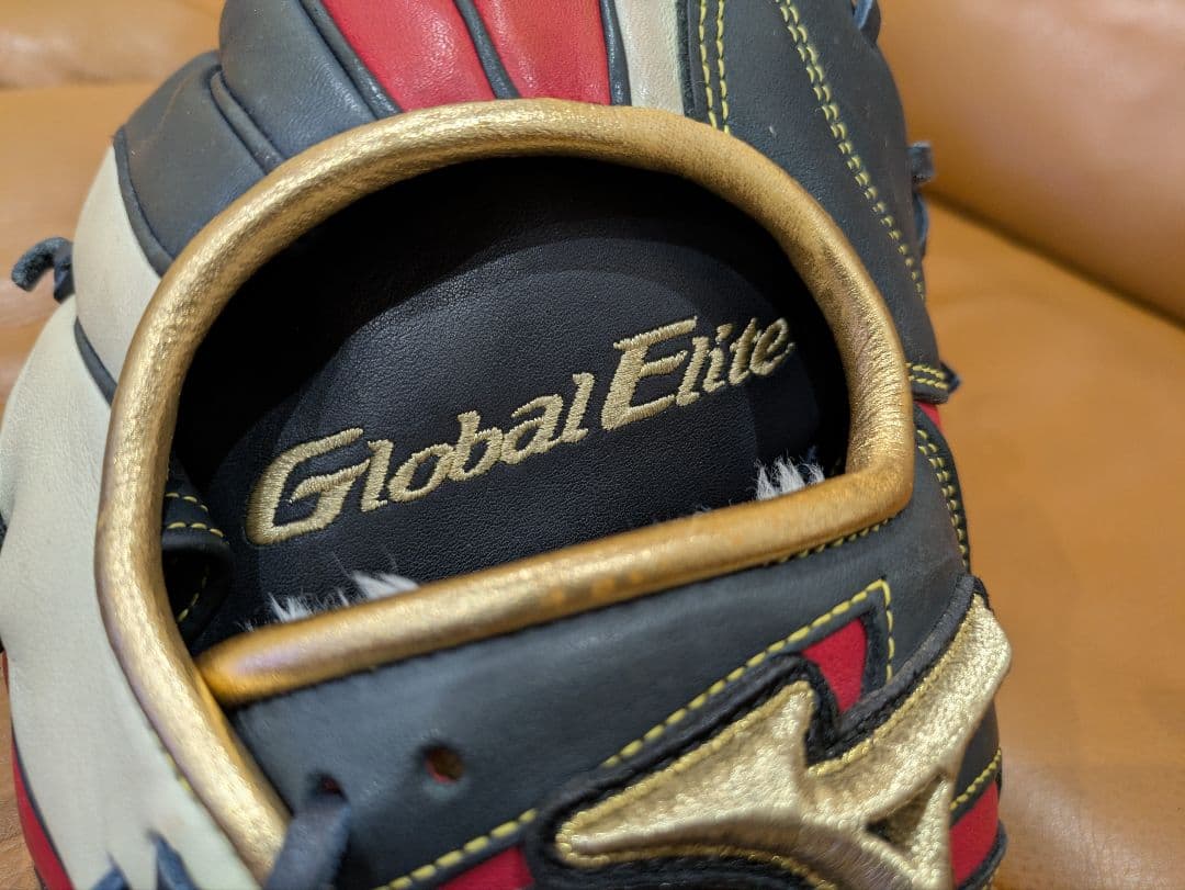 Global Elite 野球用グローブ レッド/ブラック