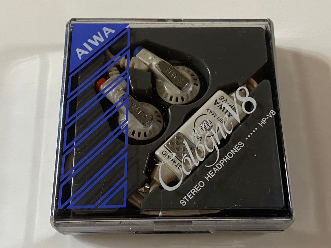 アイワ aiwa イヤホン イヤフォン hp-v8