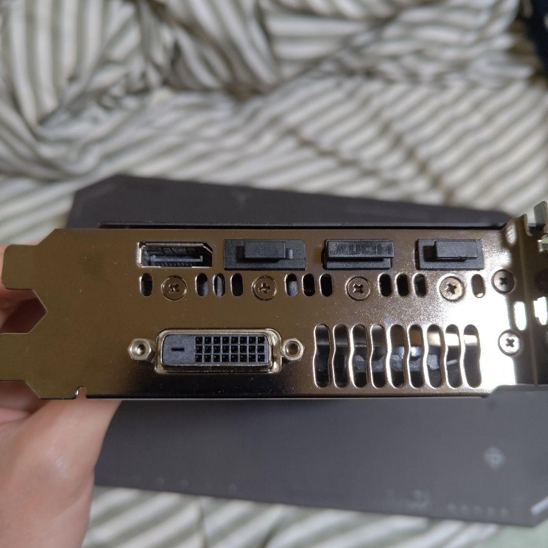 グラフィックボード・グラボ・ビデオカード ASUS ROG-STRIX-GTX1070-O8G-GAMING