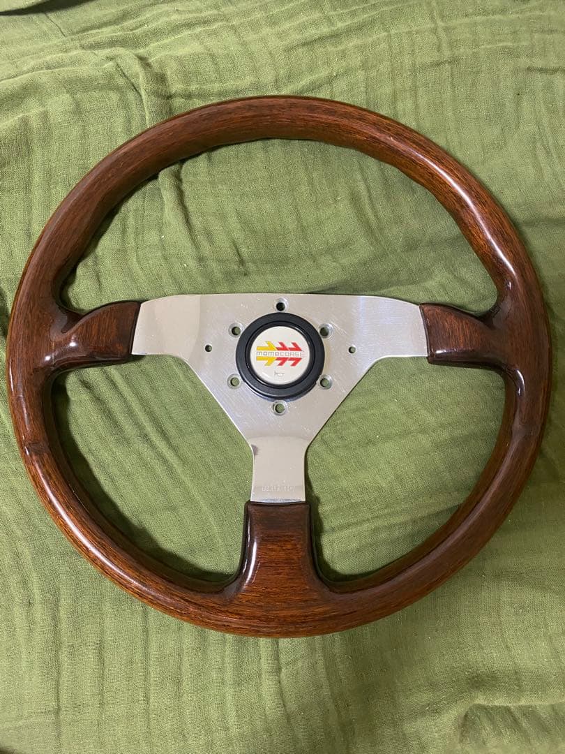 MOMO モモ　ウッドステアリング　ハンドル
