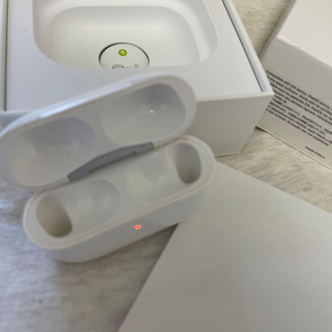 AirPods本体 充電ケース・ケーブル付き