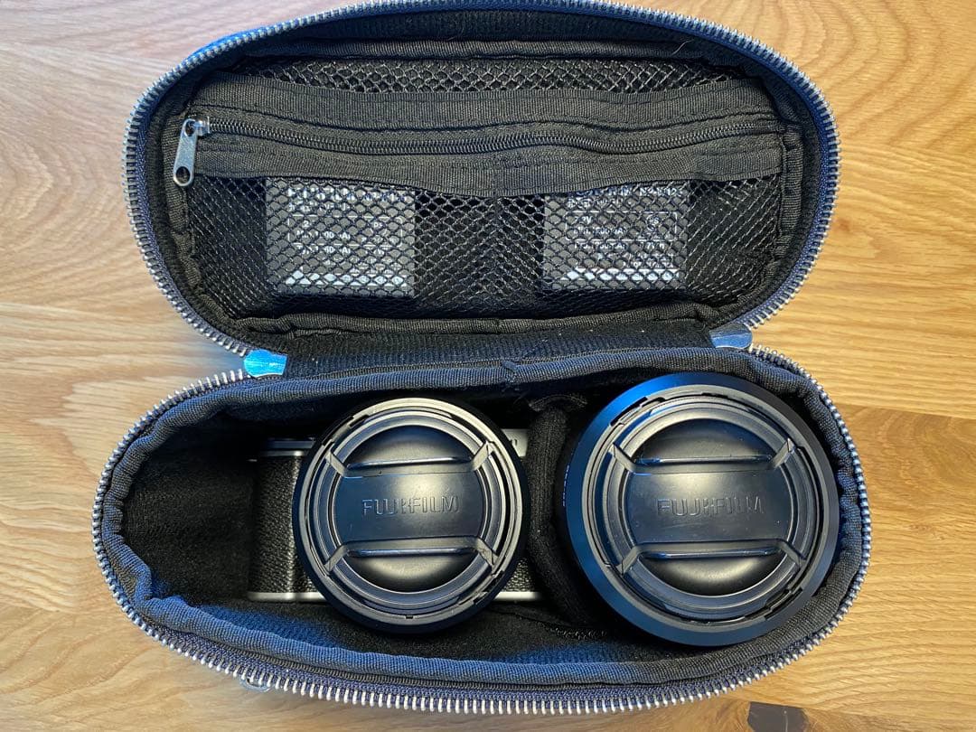 FUJIFILM X-M1 ダブルズームレンズキット シルバー