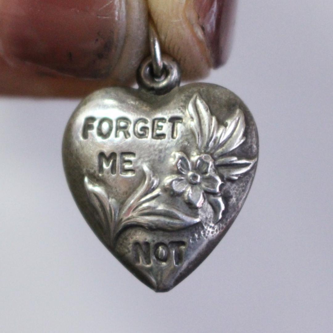 40s　スウィートハートジュエリー　WW2　シルバー チャーム　フラワー　勿忘草