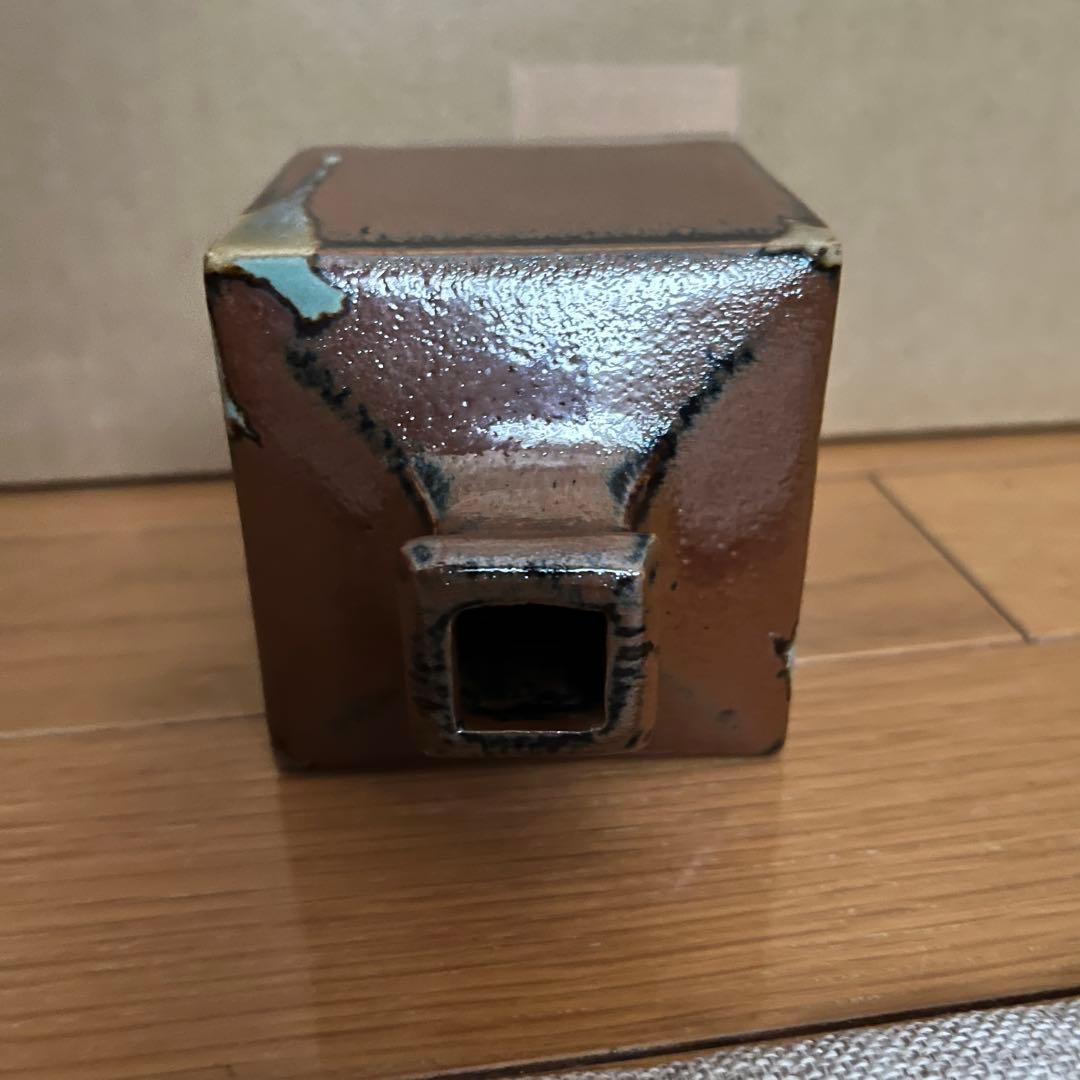 人間国宝　浜田庄司　濱田庄司　鐵釉花瓶　角瓶　花生　共箱付き