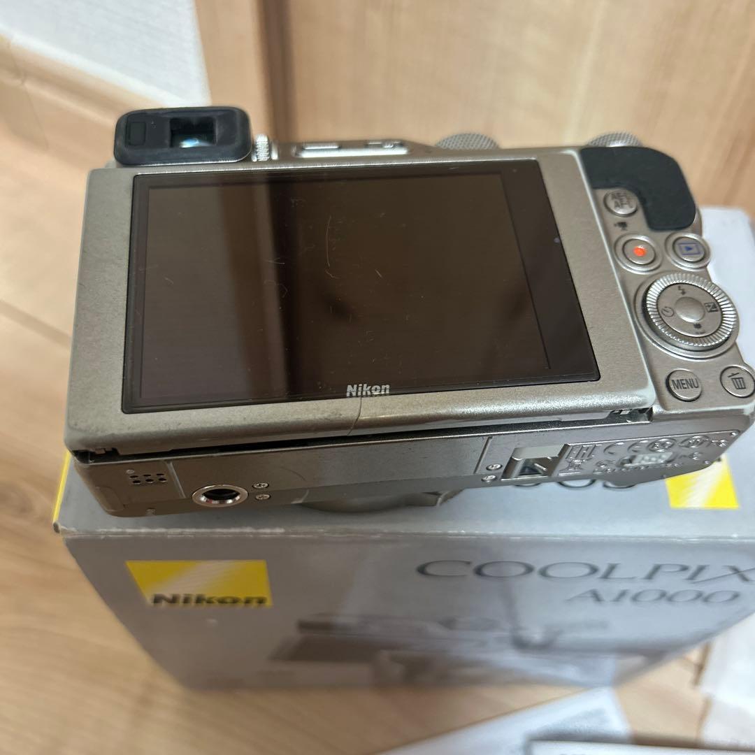 Nikon COOLPIX A1000 シルバーコンデジコンパクトデジタルカメラ