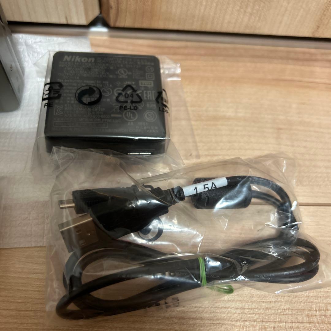 Nikon COOLPIX A1000 シルバーコンデジコンパクトデジタルカメラ