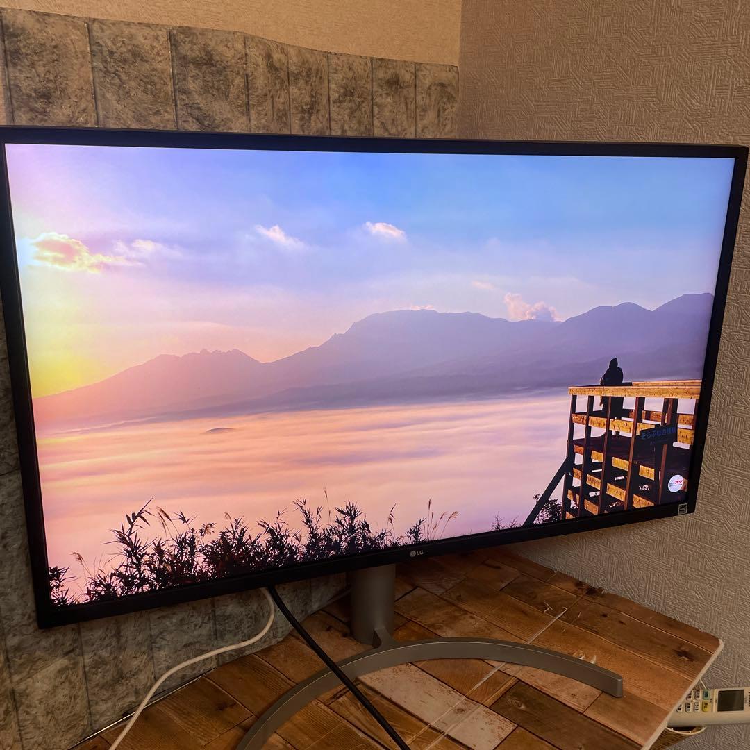 #905 LG 32UL750-W 4Kモニター 31.5インチ