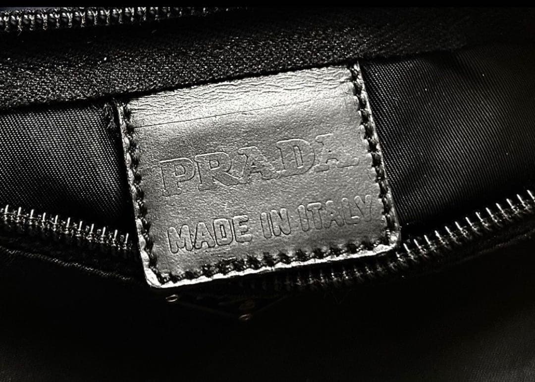 美品◆ PRADAプラダ ナイロンxレザー ショルダー カメラ バッグ ポーチ黒