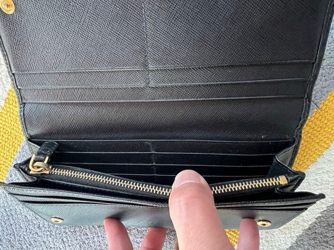PRADA サフィアーノレザー 長財布 ブラック