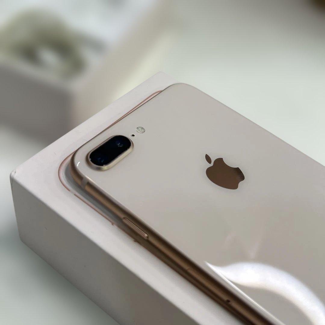 7174 【美品】100% iPhone8plus 256GB simロック解除