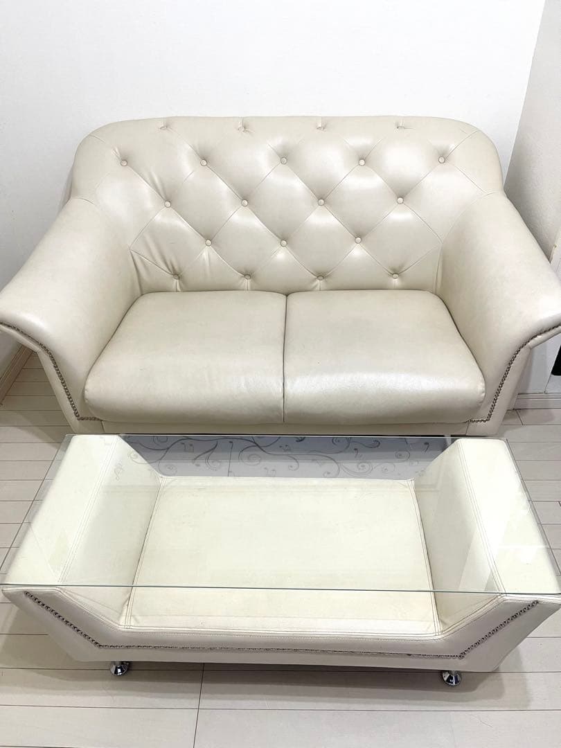 オフホワイトレザー ソファー