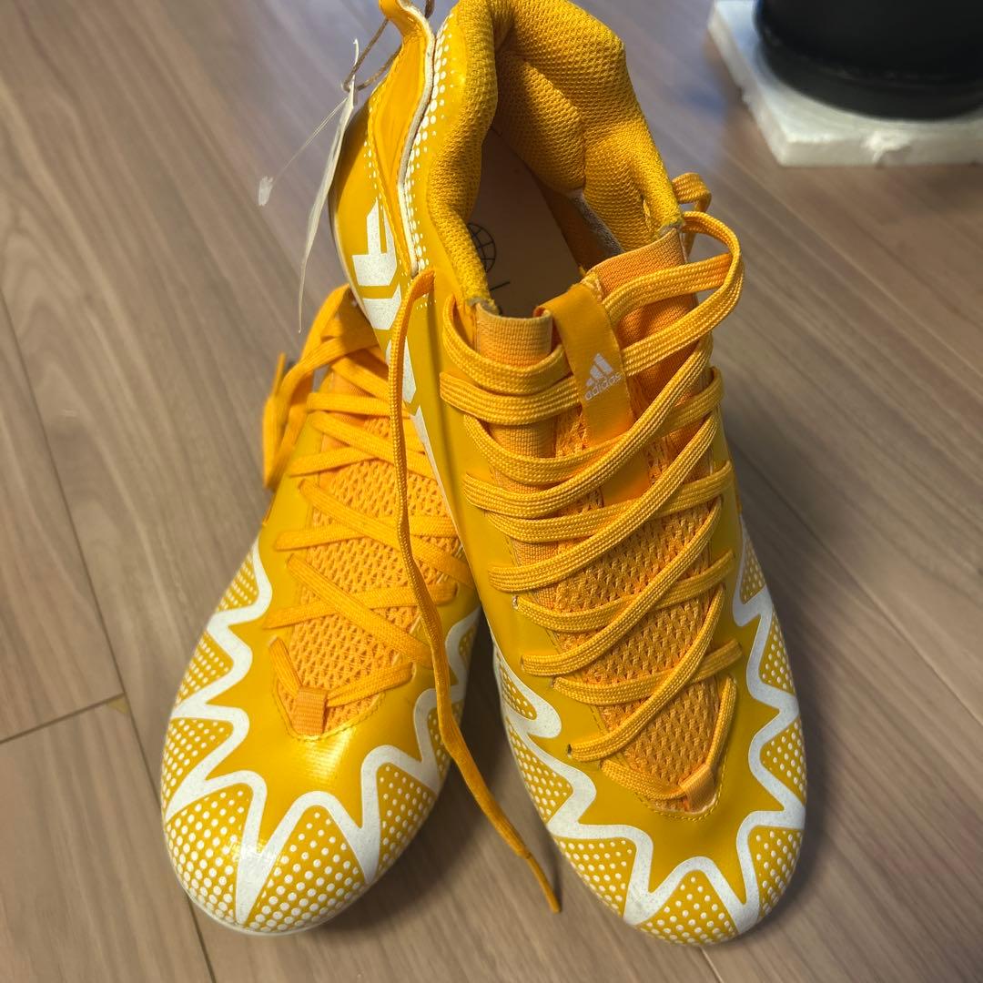 ADIDAS Freak22 (アディダス アメリカンフットボール用スパイク)