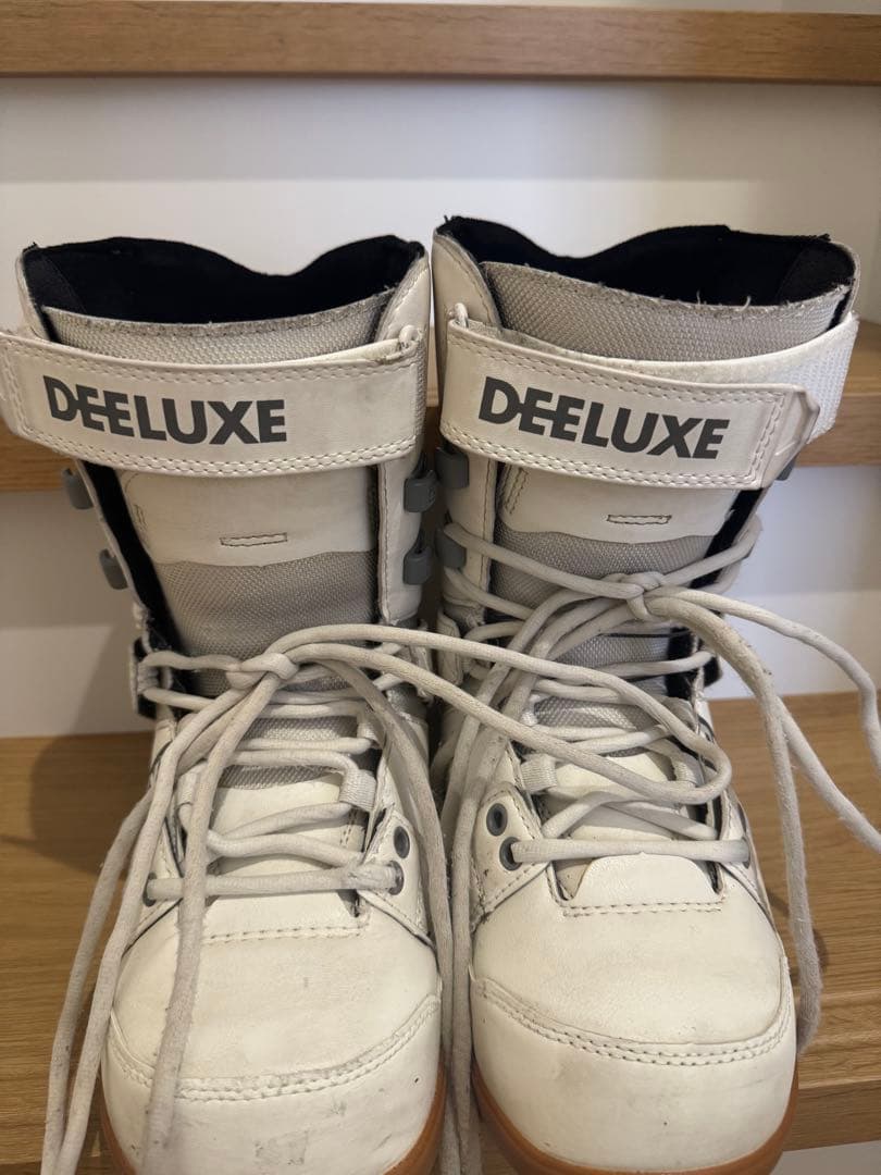 DEELUXEディーラックス　スノーボードブーツ