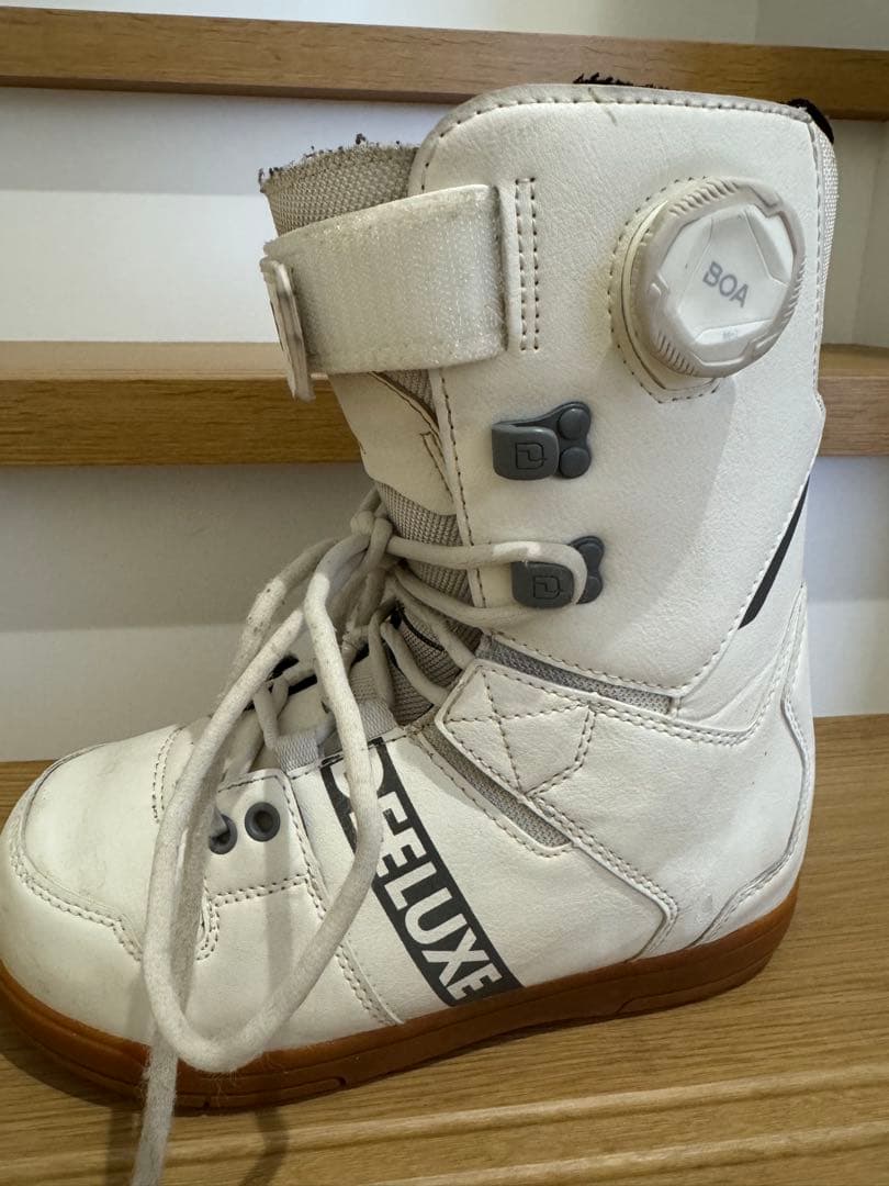 DEELUXEディーラックス　スノーボードブーツ