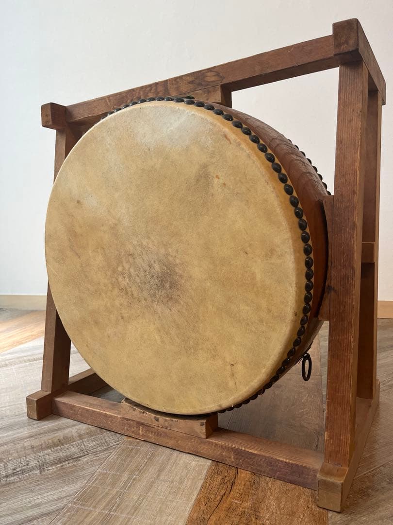 和太鼓　平胴太鼓　面1尺4寸　胴6寸　台付