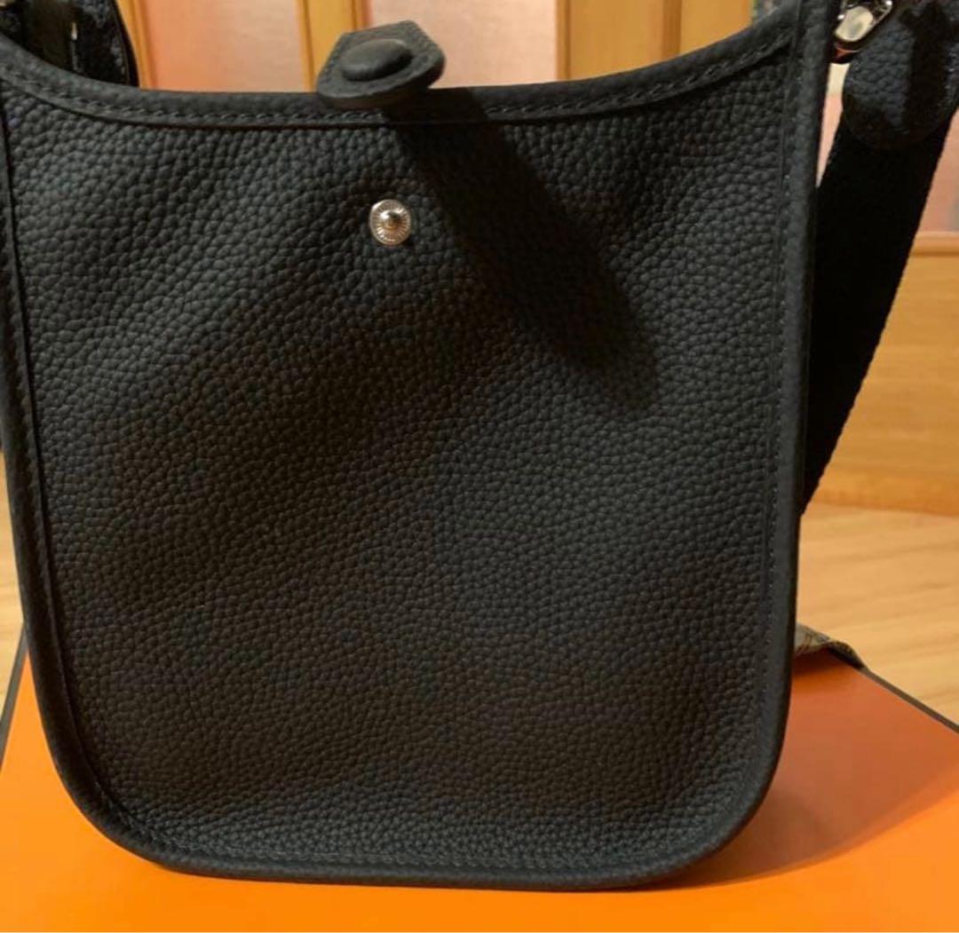 新品未使用 ショルダーバッグ Hパンチング ブラック 高級革