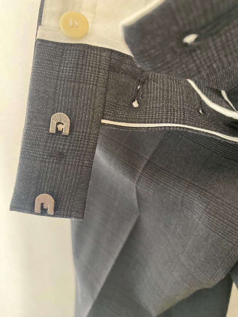 miumiu 23SS ダークグレー　プリンスオブウェールズ　スラックス