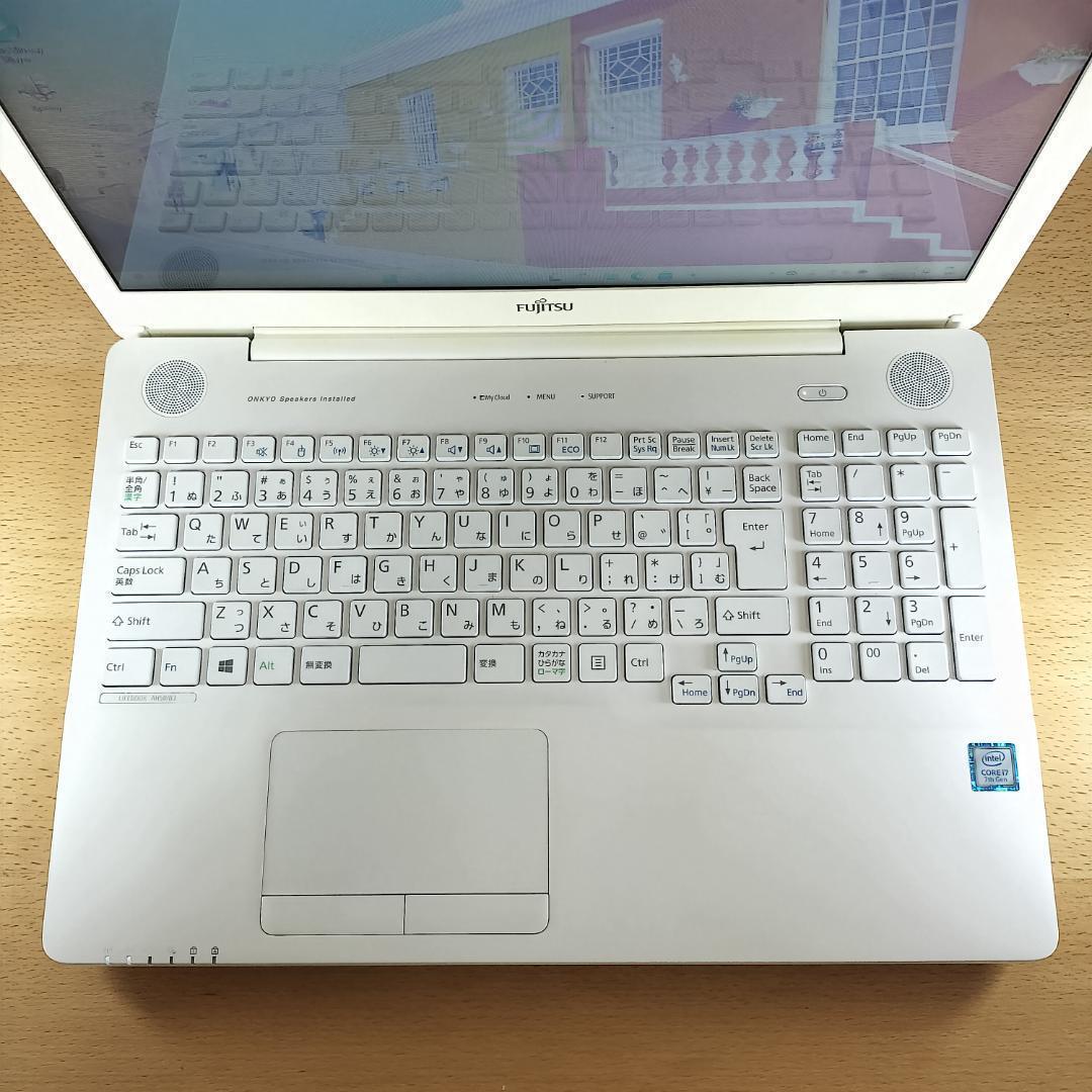 ノートPC Windows11 Core i7 SSD メモリ16GB 富士通