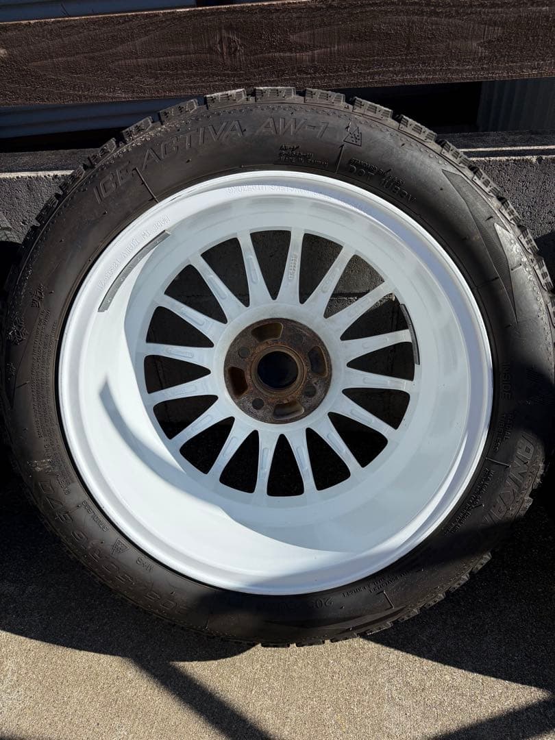 OZ Racing スーパーツーリヅモ16㌅ ナンカンスタッドレスタイヤ セット