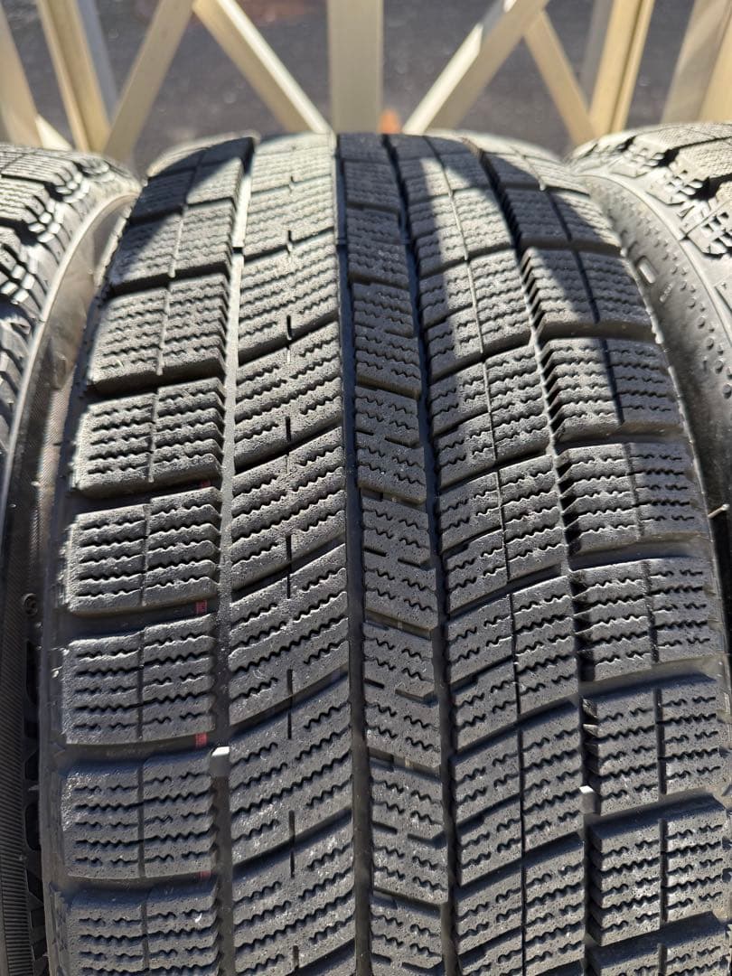 OZ Racing スーパーツーリヅモ16㌅ ナンカンスタッドレスタイヤ セット