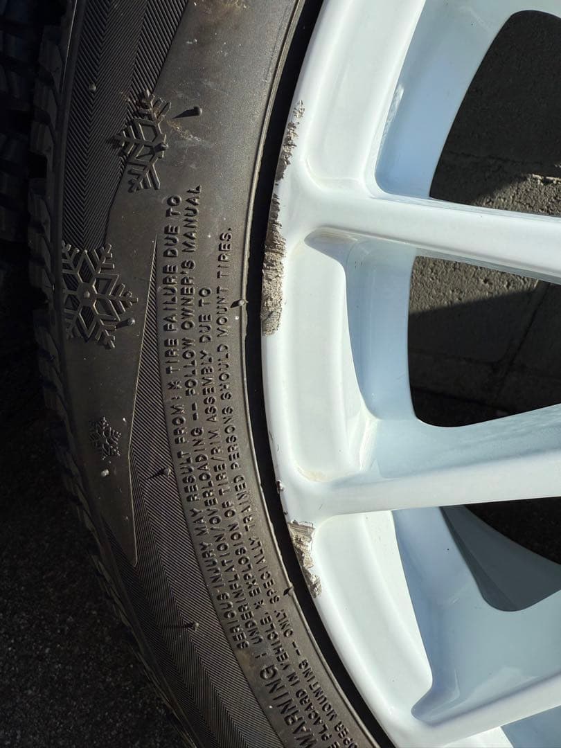 OZ Racing スーパーツーリヅモ16㌅ ナンカンスタッドレスタイヤ セット