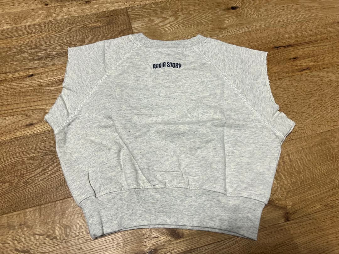 トップス main story tank 25SS