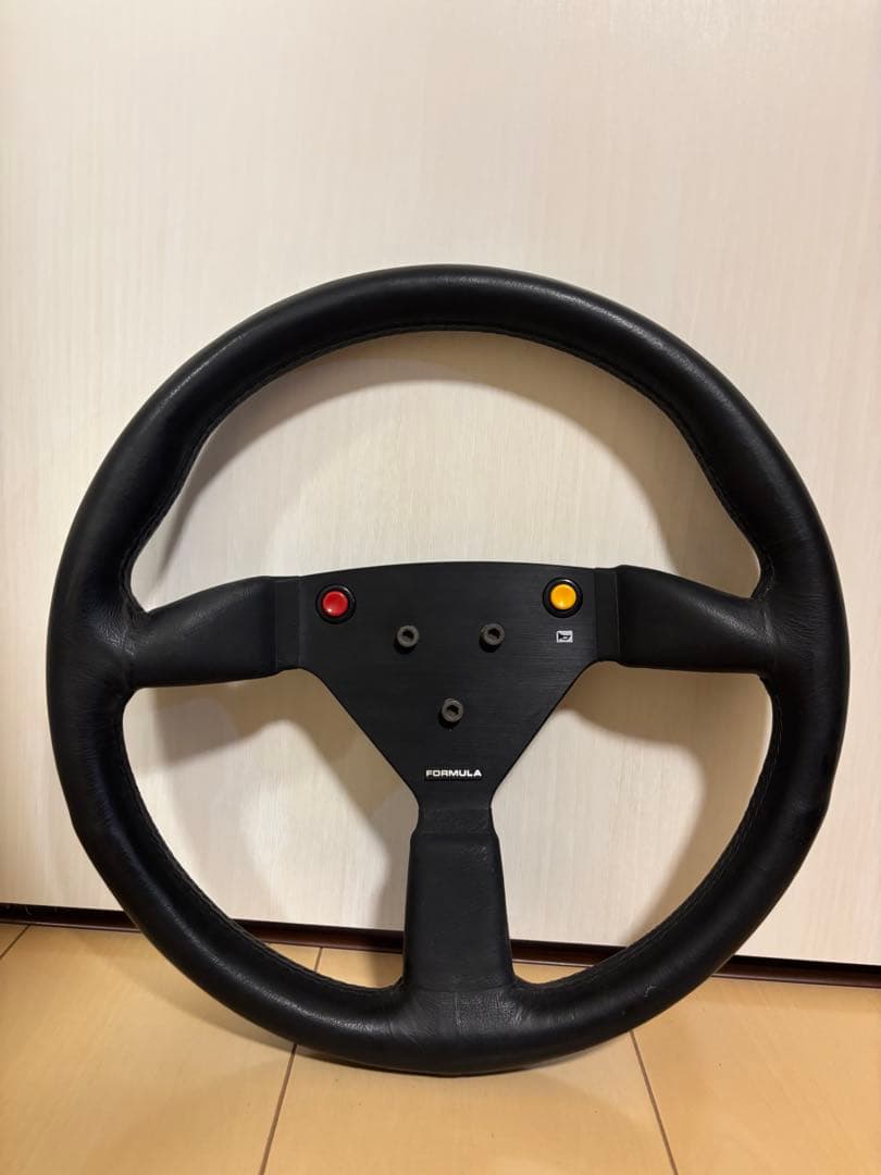 FORMULA ステアリング