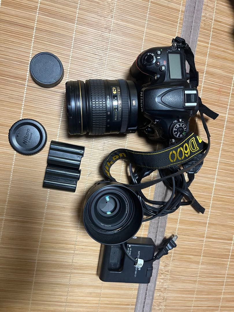 デジタルカメラ Nikon D600 + 24-120f4N + 50f1.8G