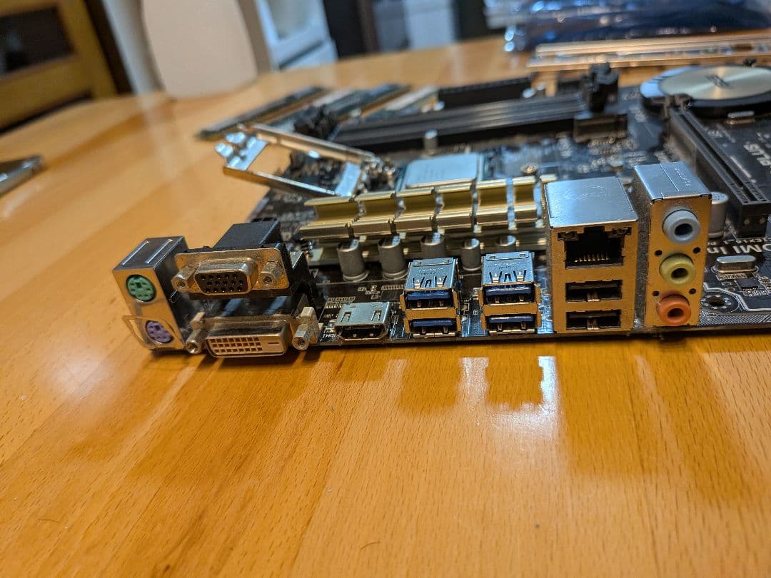 H97-PLUS + Core i7-4790 +DDR3 16GB セット