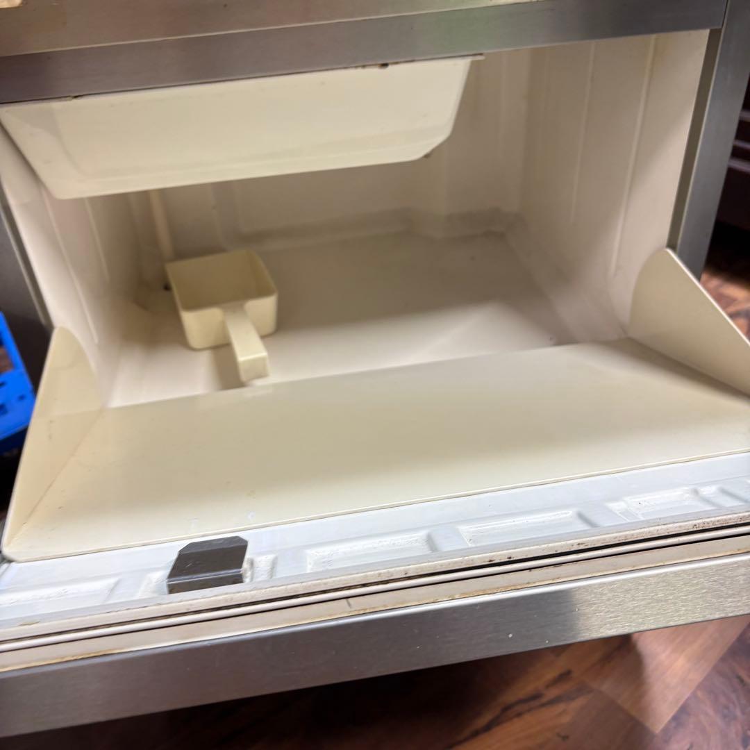 送料設置込み　ダイワ 製氷機 全自動製氷機 35kg DRI-35LMT1