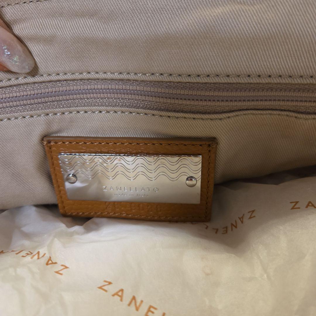 新品　ザネラート　ポスティーナL　キャメル　ショルダーバック