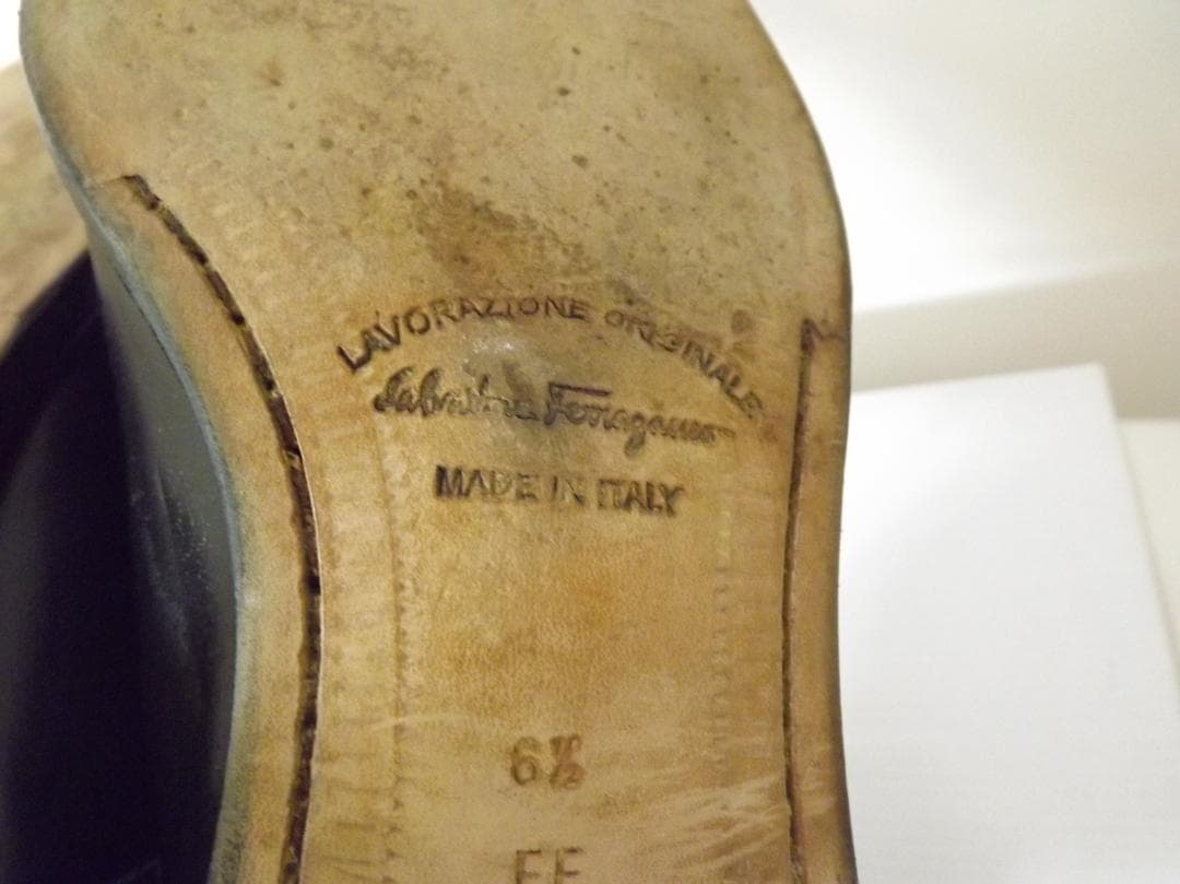 サルヴァトーレ・フェラガモ イタリア製 レザー ストレートチップ 革靴 24.5