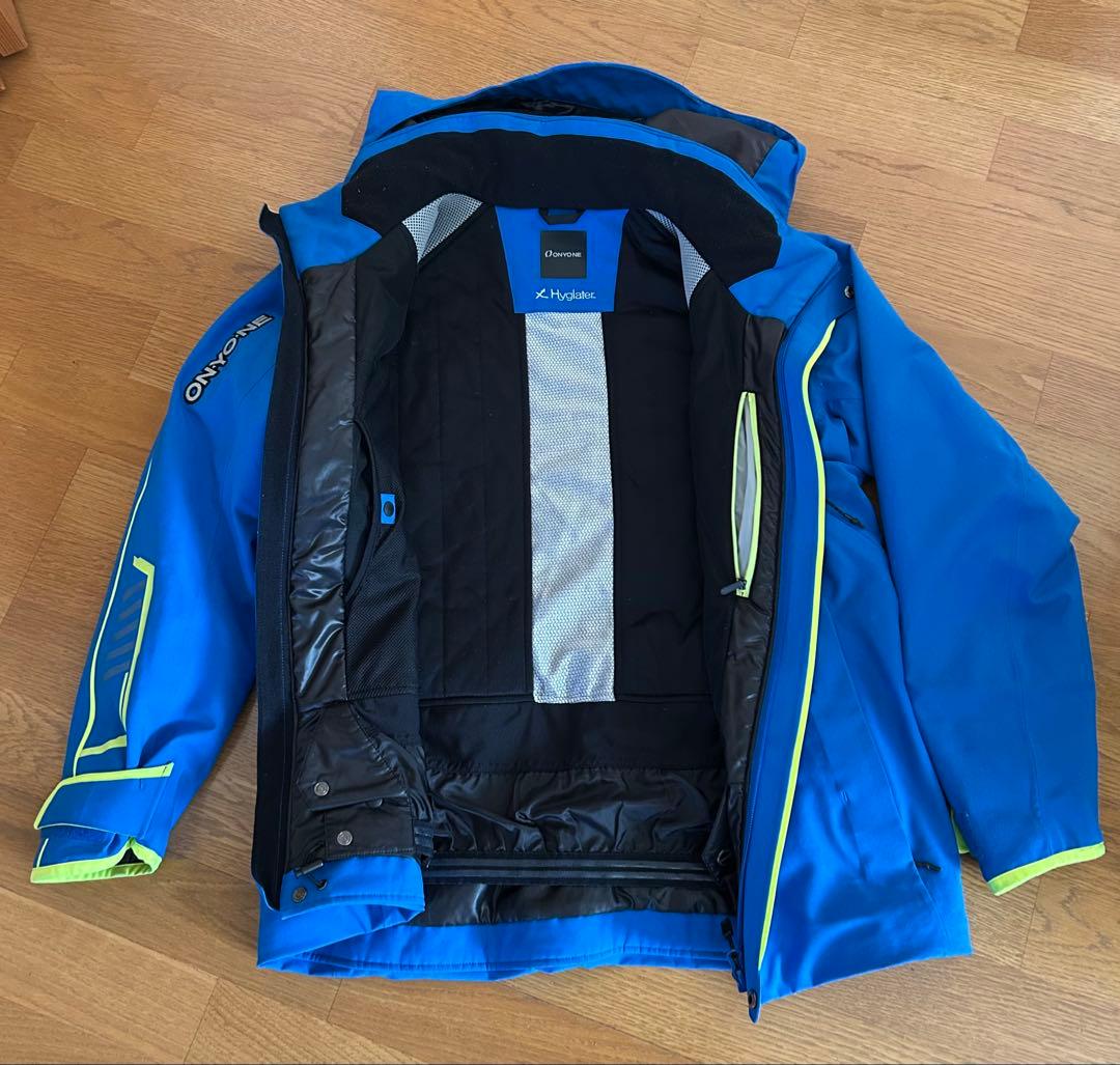 美品 2021/2022オンヨネ サロモンチームウエア　ジャケットM