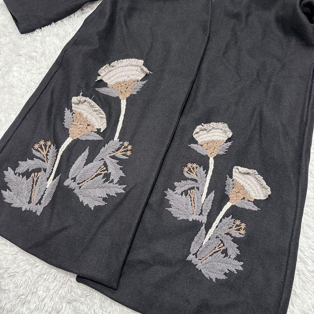 【BEARDSLEY】刺繡デザイン ノーカラーコート 黒 ウール混 size F