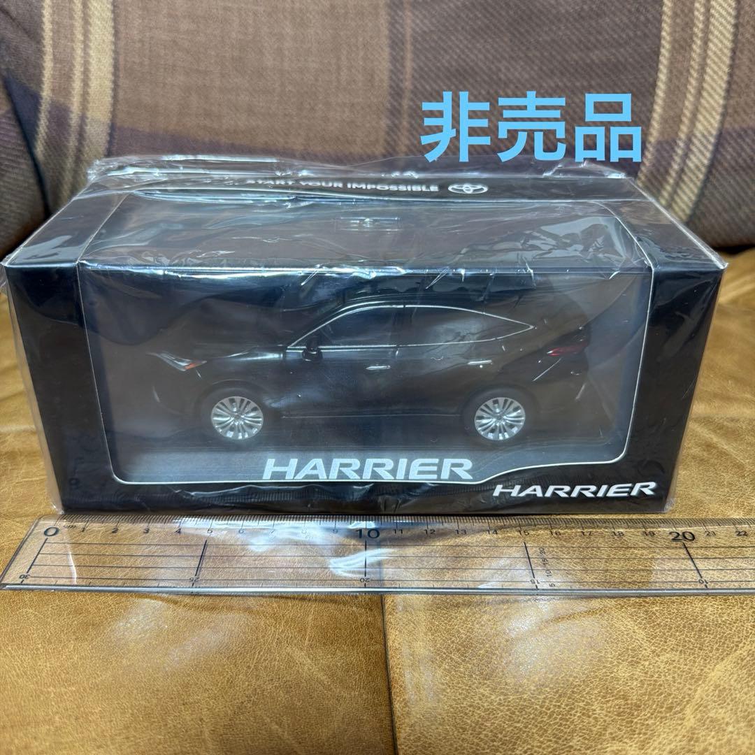 非売品　トヨタ ハリアー80 ミニカー　未開封　1/30スケール　ブラック