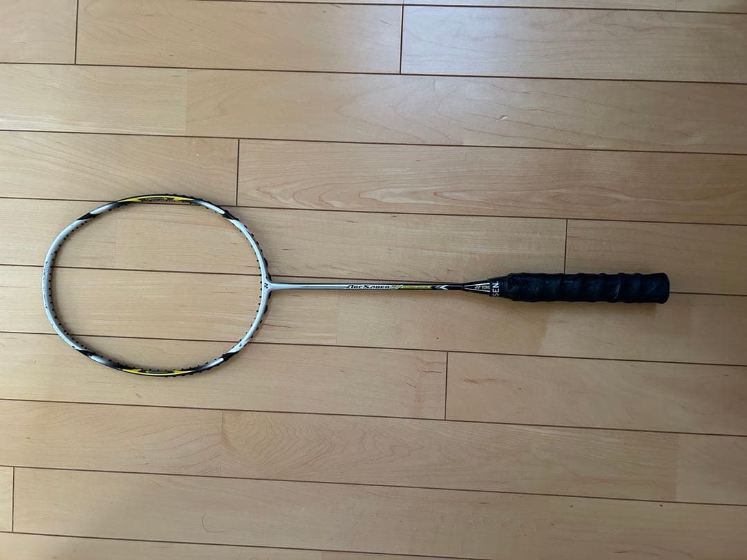 バドミントンラケット　ARC SABER 7