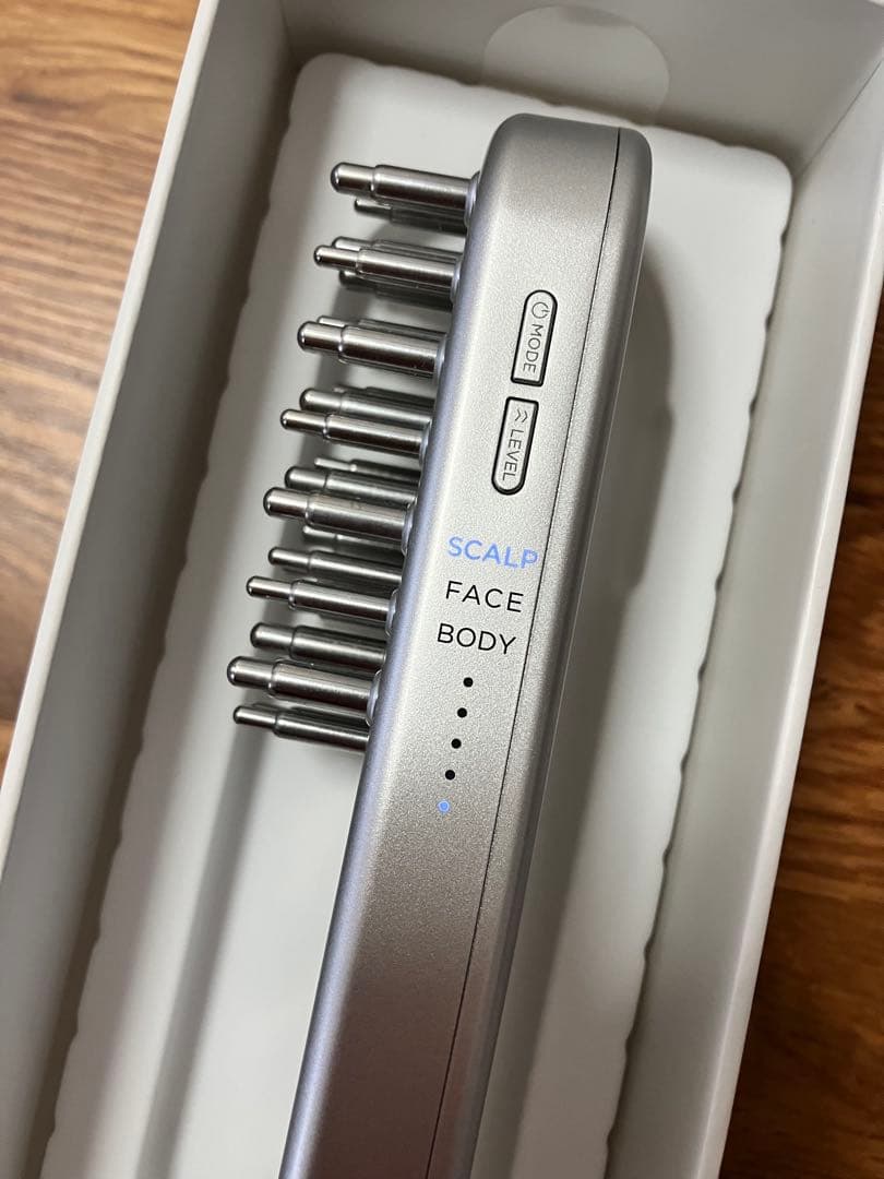 【極美品】SALONIA サロニア EMS リフトブラシ 電気ブラシ 美顔器