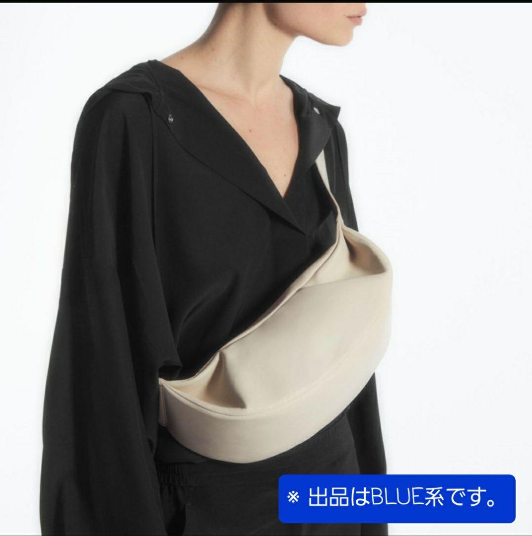 ★美品★　COS　コス　LEATHER　CROSSBODY BAG　ボディバッグ